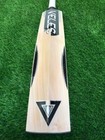 English Willow Cricket Bat Grade 1st Thick Edge 5 To 7 Grains  nature In India 