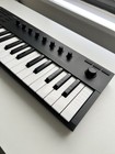 Native Instruments Komplete Kontrol M32 Midi Keyboard     Excellent Condition