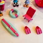 Disney Minnie Mouse Surf Shack Playset With Minnie And Daisy Duck Figures