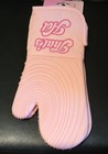Paris Hilton 2 Oven Mitt Set Nwt Pink
