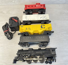 Vintage Incomplete Lionel Train Set   19332 E5011  Diecast Metal Engine 2029