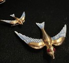 Vintage 3 Blue Enamel Figural Bird In Flight Red Eye Brooches Gold Tone