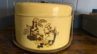 Vintage Yellow Tin Cake   Pie Carrier Chef   Dog Design     12  Metal Holder
