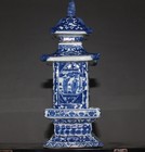 Delicate Chinese Jingdezhen Ancient Pagoda Blue And White Porcelain Vase 090
