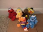   Xx   Kaws    Sesame Street_keychain_bert