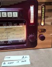 Vintage Midwest Model 916 Vacuum Tube Radio   T718 A2