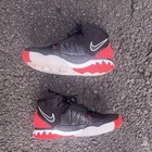 Nike Kyrie 6    bred    Basketball Shoes Us 4y Excellent Condition With Damaged Box
