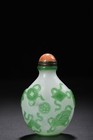 Collection Chinese Old Coloured Glaze Carved Exquisite Statue Snuff Bottle Art