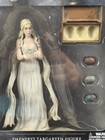 Game Of Thrones Daenerys Targaryen Figure Dark Horse Deluxe Hbo Dragon Eggs