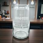 Hooters Restaurant The Home Of Fresh Servers Spicy Beer Pretty Wings Glass Cup