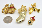 Lot Of 4 Christmas Brooches Pin Disney Ajc   More Vintage Gold Tone A208