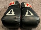 Title Boxing Gloves 12 Oz Regular Black   Red