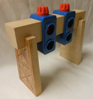 Learning Curve Lc99345 Wooden Thomas Over The Track Signal Red Green 2001-2005