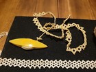 Vtg antique Celluloid Tatting Shuttle Extra Thread   Old Hand-tatted Trim 1r