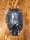 Nos New M40 Gas Mask With Carrier Sealed Medium