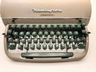Vintage Original Remington Quiet Riter Miracle Tab Typewriter   Case