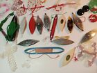  lot    Vintage   14 Shuttles And Handmade Tatted Handiwork