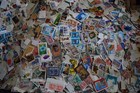 7000 World Stamps All Off Paper