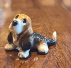 Retired Vintage Hagen Renaker Basset Hound Pup Sitting - Excellent Condition 
