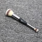 It Cosmetics Heavenly Luxe Complexion Perfection Brush N7