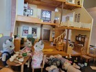 Epoch Sylvanian Calico Critters Deluxe Village Hill House Green Roof Retired