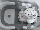 Gray white Baby Bath Tub W  Star-print Newborn Insert   Straps  0-6 Months 