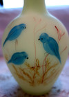 Fenton 10 vase bluebirds custard vaseline satin glass mint vintage 70s hnd Paint