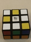 Qiyi 3x3 Magic Cube Twist Puzzle