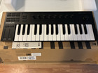 Native Instruments M32  Komplete Kontrol Keyboard Controller  26154 