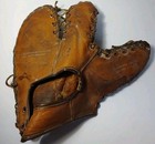 1950s Vintage Baseball Glove Trapper Model Macgregor Goldsmith Baseball Glove