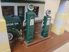  Vintage Menards s O Scale Quaker State Limited Edition Gas Station Motor Oil