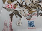 Vtg Assorted Lot Misc Brass Metal Cut Keys House Car Padlocks Crafts - T6 200