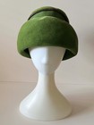 1920s   1940s Cedarbrook Green Wool Felt Hat   Vintage Mid-century Classic Hat