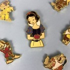 Disney Princess Snow White   The Seven Dwarfs Trading Pin Set Of 8 Enamel Metal