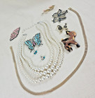 Vintage Junk Drawer Lot  5 Of Jewelry Earrings Broches Necklace - Need Repairs
