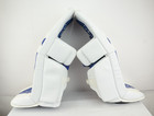 True Catalyst L95 7x Goalie Leg Pads Int Size 31 2 White royal  0926-4858 
