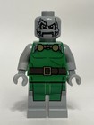 Lego Marvel Doctor Doom Minifigure Sh0052 76005 W  Cape Hood Torso Crack