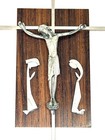 Mcm Vtg  Metal Crucifix Plastic Wood Grain Wall Mount Modern Cross Holy Family