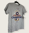 Houston Astros Majestic Men s 2017 World Series Champions T-shirt Size Small Nwt
