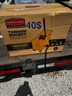 Rubbermaid Commercial Tandem Bucket wringer Combo- 31-qt Yellow