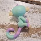 Wowwee Fingerlings 2tone Monkey Baby Pet 05 Fast Shipping 
