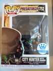  Predator - City Hunter  battle Damaged  - Funko com Exc   w  Protector 
