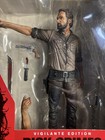 Amc The Walking Dead Mcfarlane 10    Bloody Vigilante Edition Rick Grimes   O3