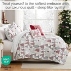 Christmas Quilt  King cal King W 2 Pillow Shams  3 Throw Pillows  Reversible    