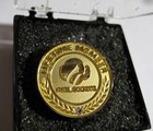 Girl Scout Contemporary Lifetime Membership Pin Gold Diamond 3-faces Profile