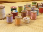 Vtg Wooden Spools 25    Fun Assortment Of Sewing   Craft Items  Thread  Zippers
