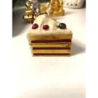 Estee Lauder Dazzling Silver Dreamy Dessert Solid Perfume Compact 2000
