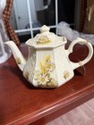 Sadler Fine English Daisy Teapot Lattice Basketweave Yellow Wheat Vintage