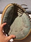 Rawlings Lite Toe D325cm 32 1 2 Inch Catcher s Mitt Right Hand Thrower