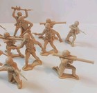 Vintage Tim Mee 2  Tan Beige Brown Plastic Army Men Soldiers Lot Of 20